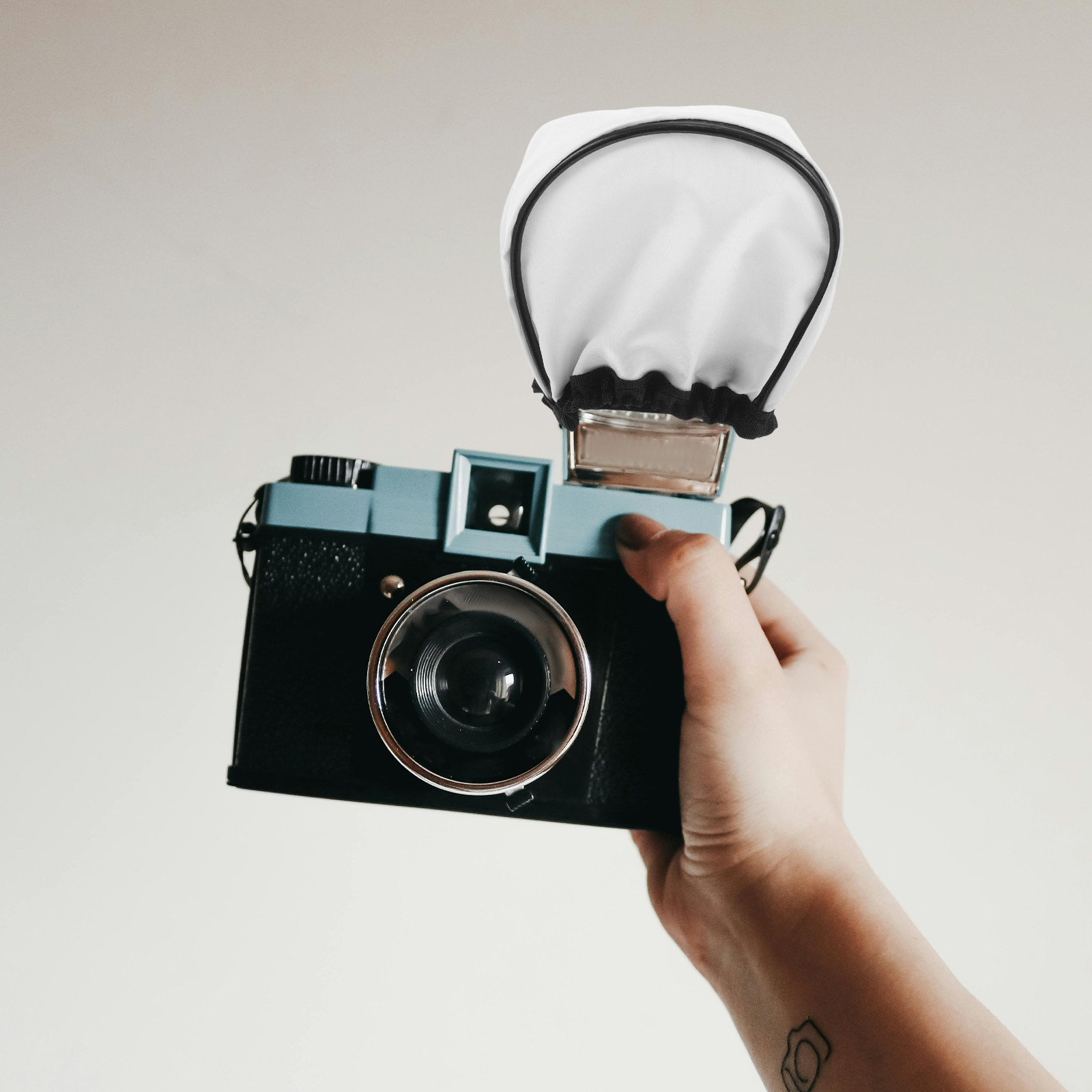 フラッシュディフューザー布カバー ユニバーサル スピードライ - Photography Lighting Modifiers のレビューと価格